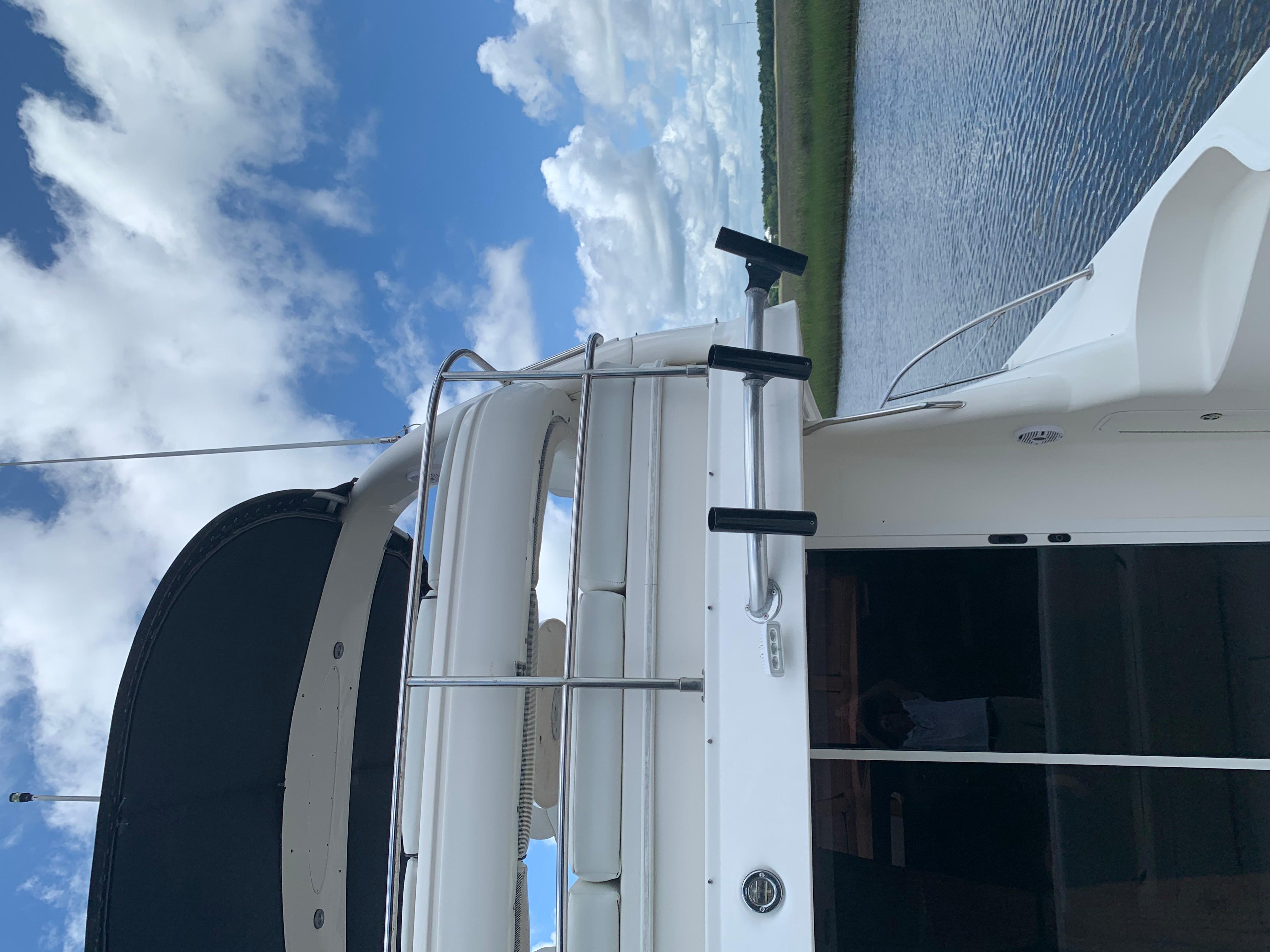 45' 2004 Sea Ray 420 Sedan Bridge