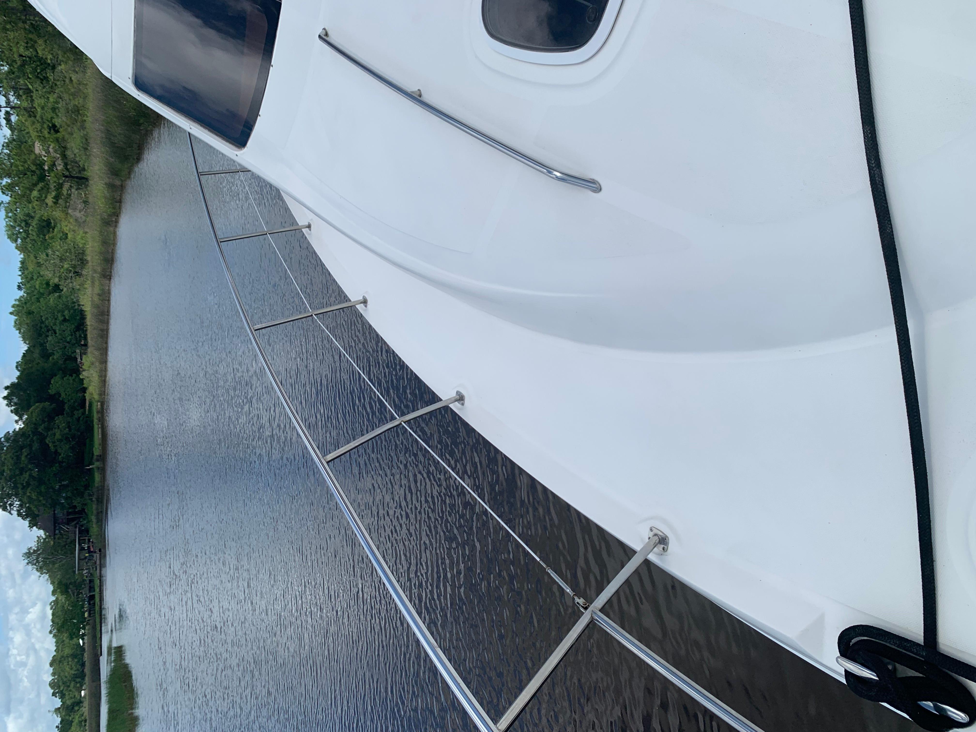 45' 2004 Sea Ray 420 Sedan Bridge