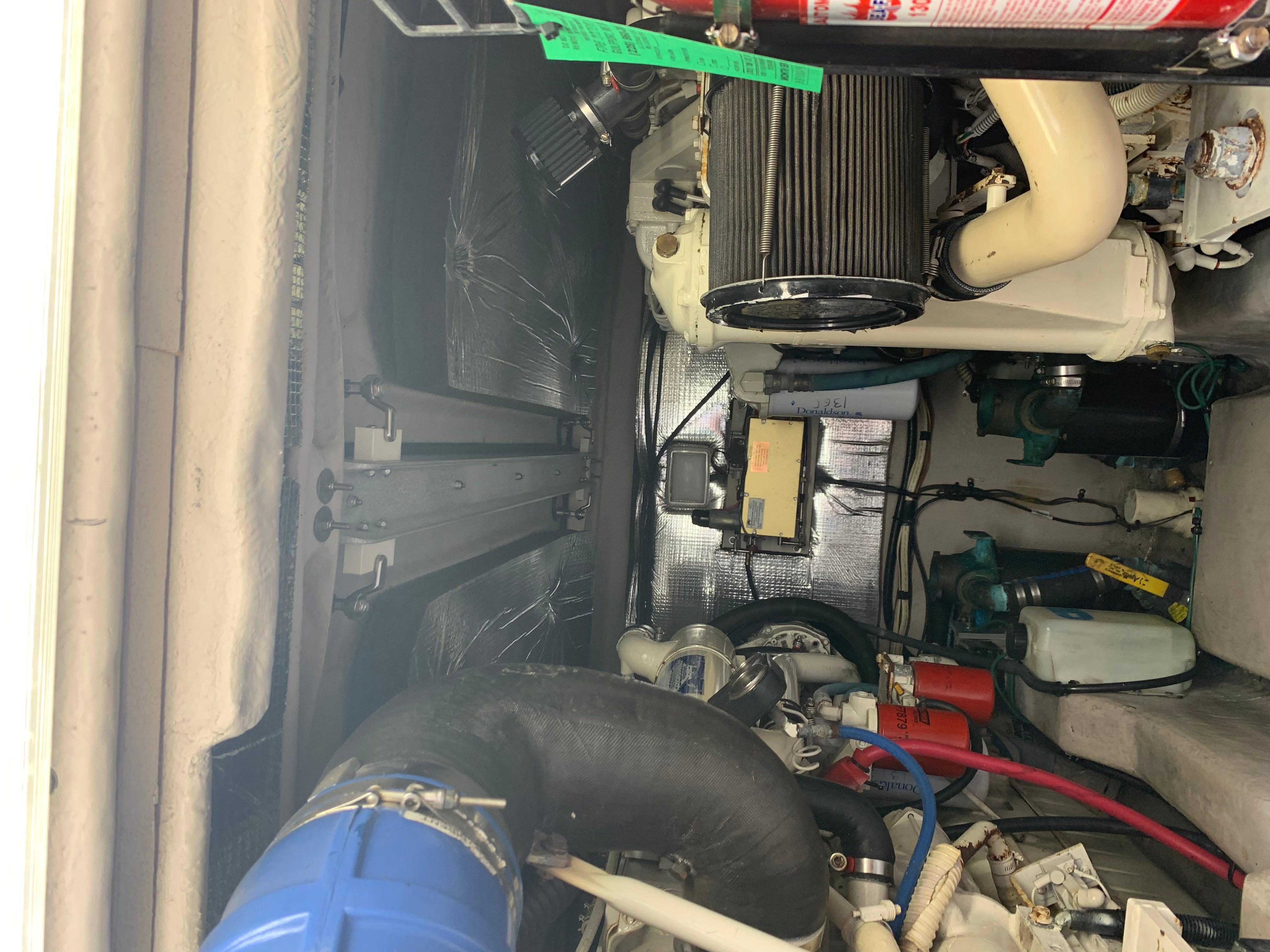 45' 2004 Sea Ray 420 Sedan Bridge