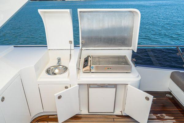 72' 2023 Massimo Marine Sunbird Motoryacht