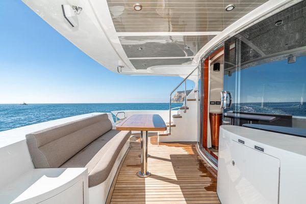 72' 2023 Massimo Marine Sunbird Motoryacht