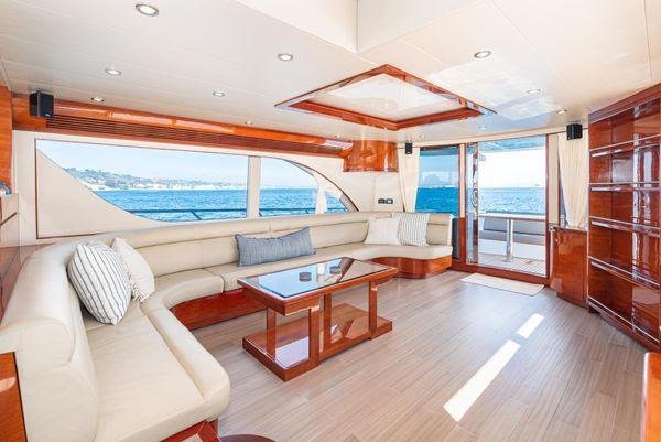 72' 2023 Massimo Marine Sunbird Motoryacht