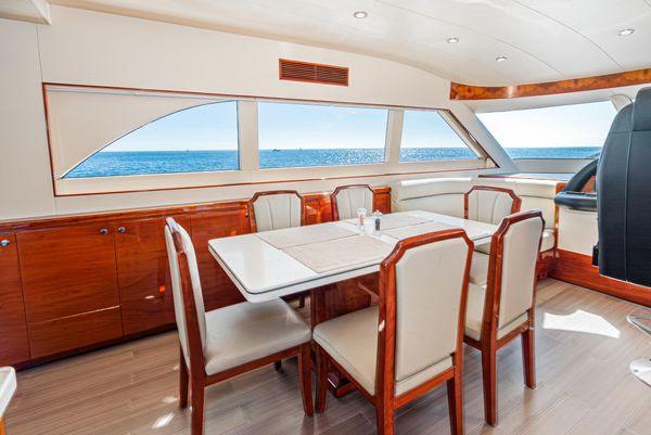 72' 2023 Massimo Marine Sunbird Motoryacht