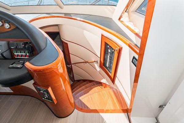 72' 2023 Massimo Marine Sunbird Motoryacht