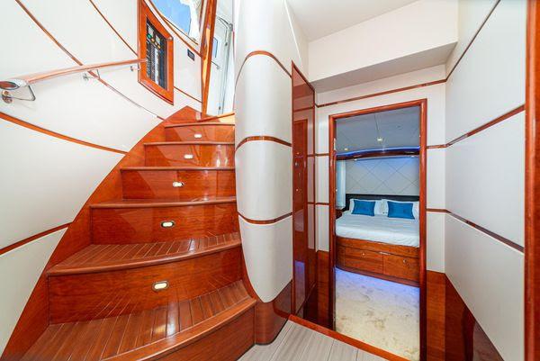 72' 2023 Massimo Marine Sunbird Motoryacht