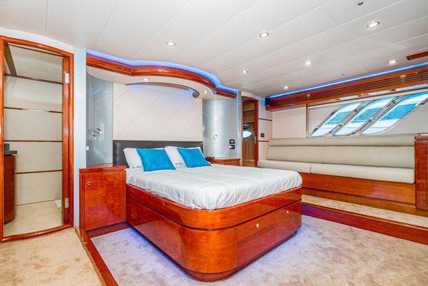 72' 2023 Massimo Marine Sunbird Motoryacht