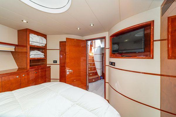 72' 2023 Massimo Marine Sunbird Motoryacht