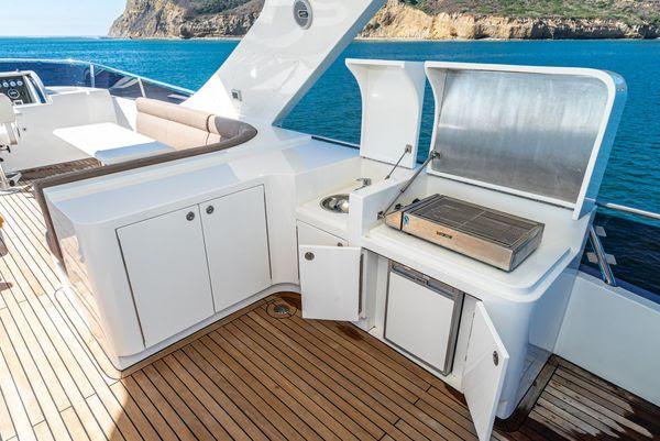 72' 2023 Massimo Marine Sunbird Motoryacht
