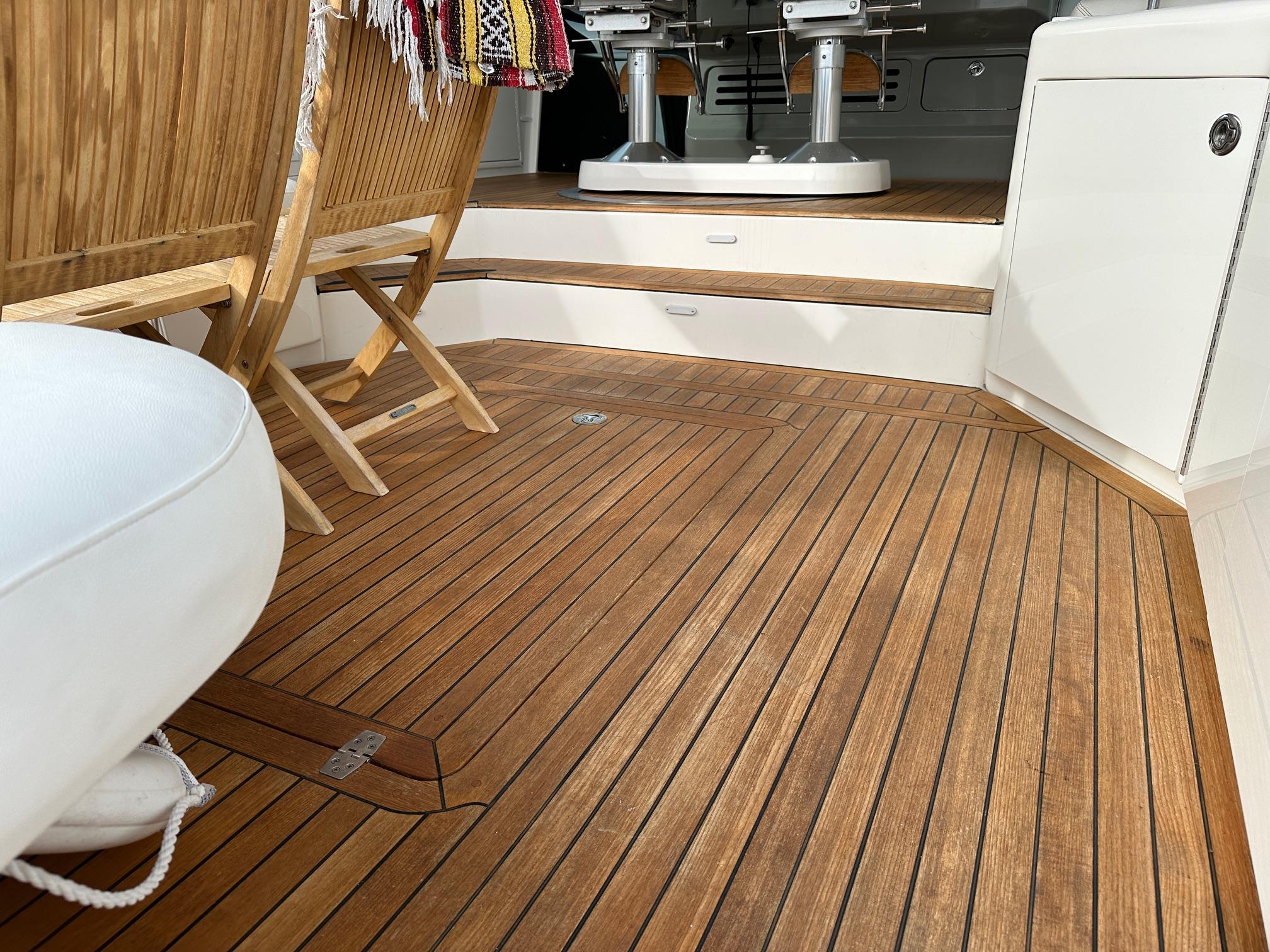 54' 2010 Sea Ray Sundancer 540