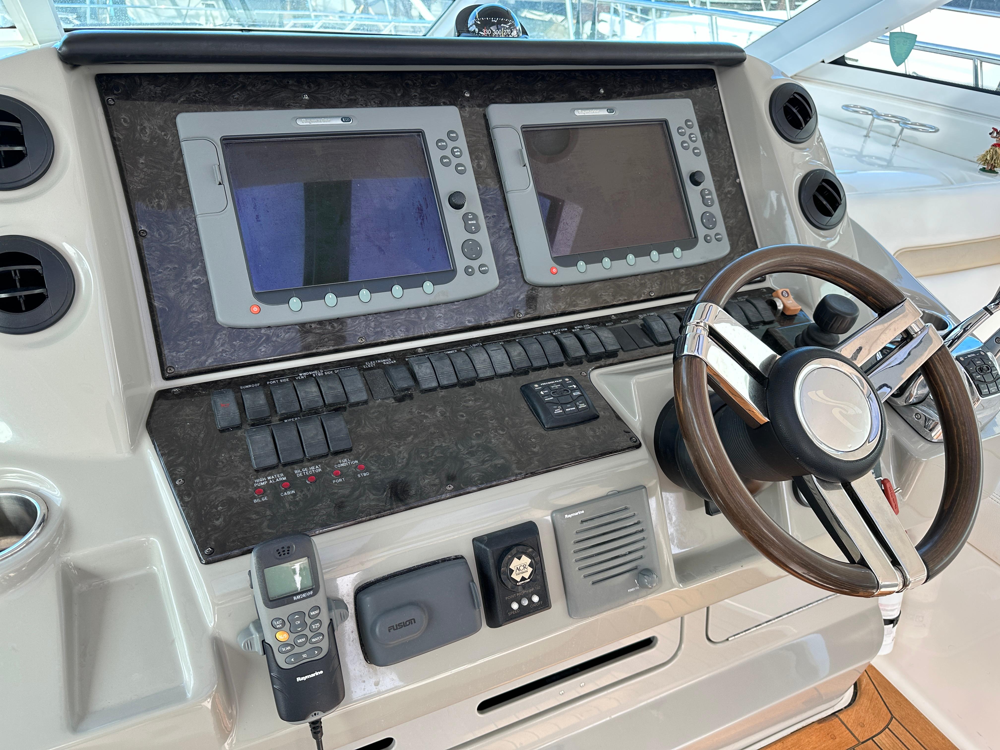 54' 2010 Sea Ray Sundancer 540
