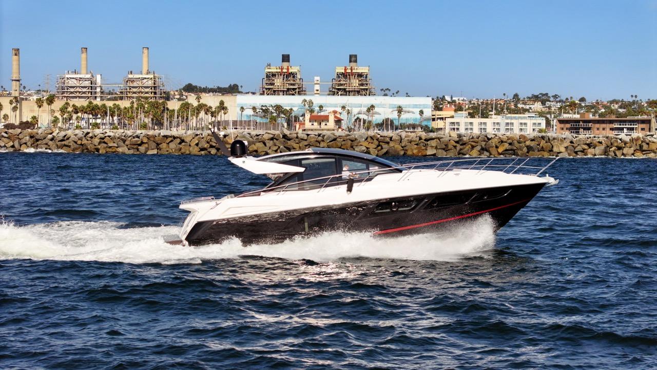 57' 2019 Sunseeker Predator 57