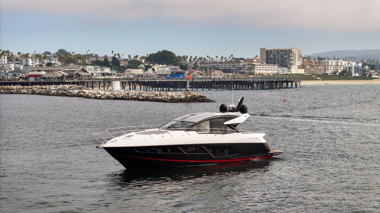 57' 2019 Sunseeker Predator 57