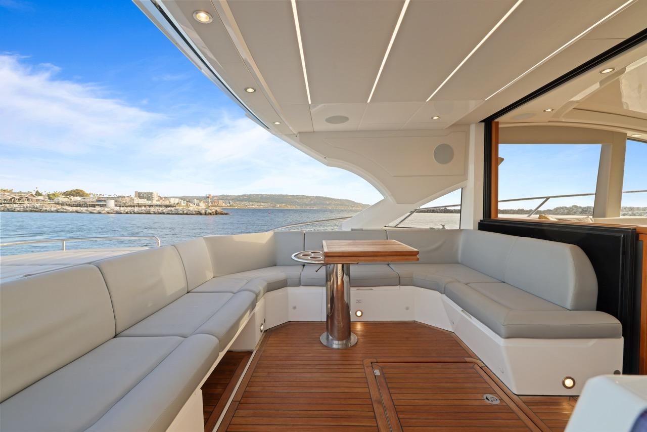 57' 2019 Sunseeker Predator 57
