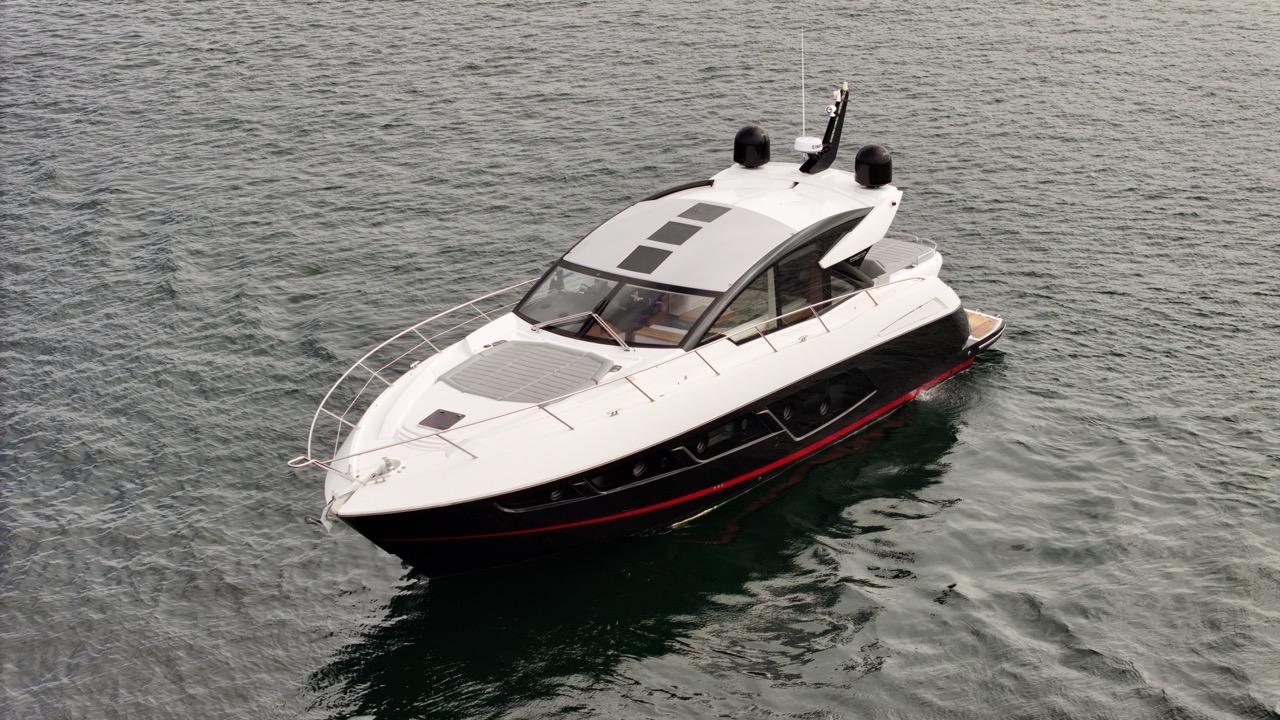 57' 2019 Sunseeker Predator 57