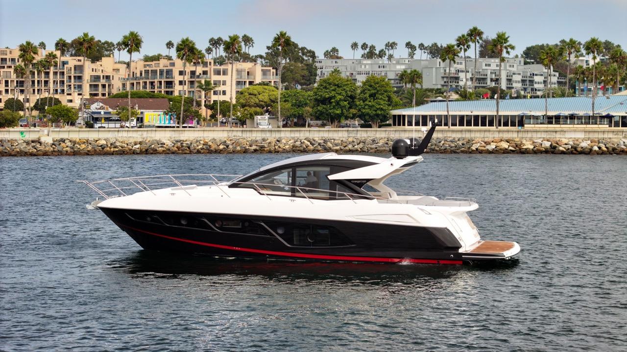 57' 2019 Sunseeker Predator 57