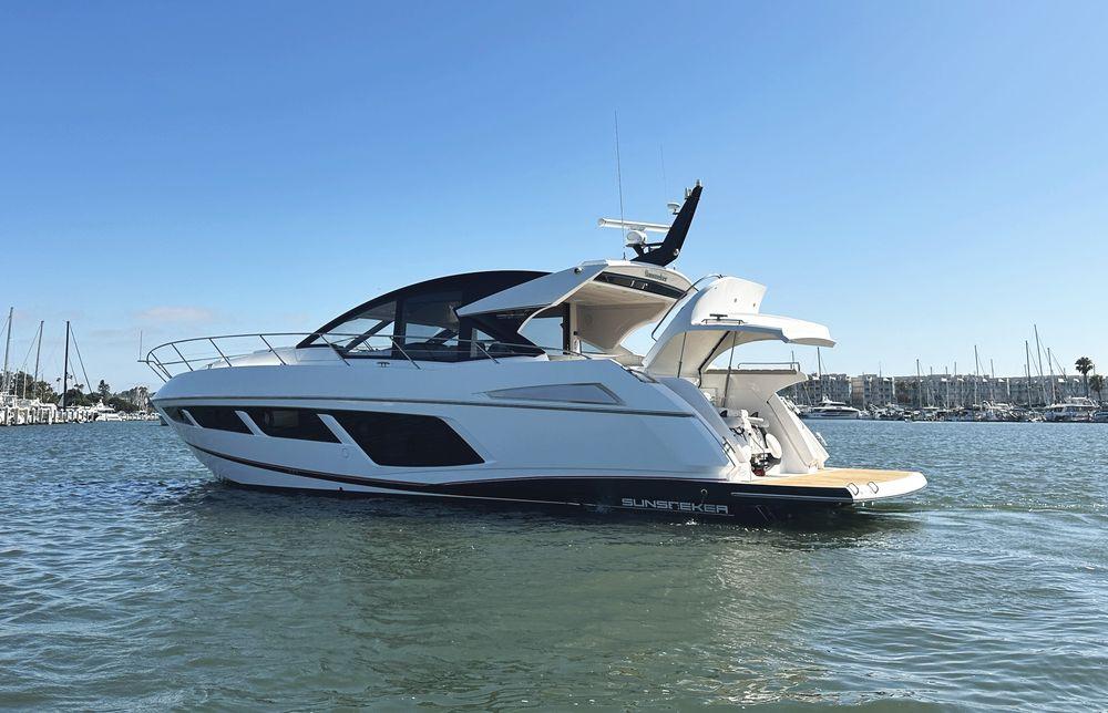 57' 2019 Sunseeker Predator 57