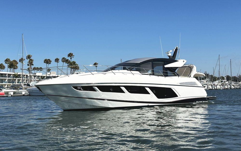 57' 2019 Sunseeker Predator 57