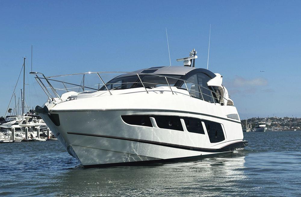57' 2019 Sunseeker Predator 57