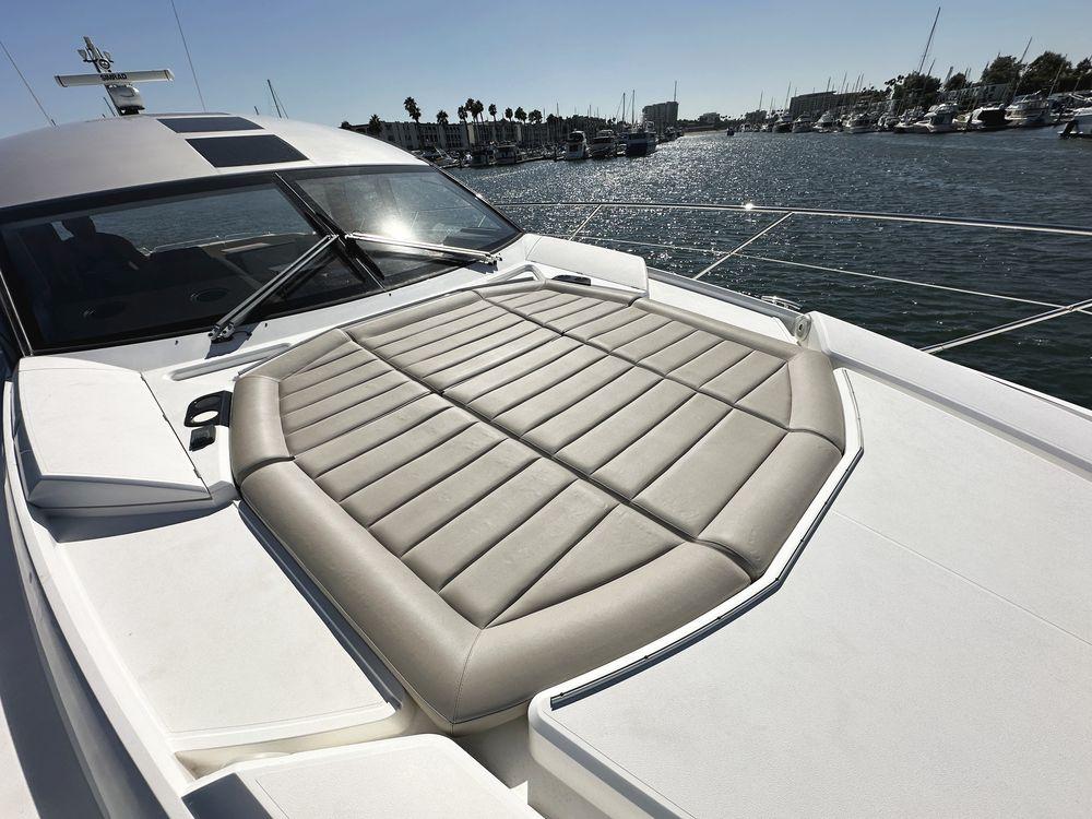 57' 2019 Sunseeker Predator 57