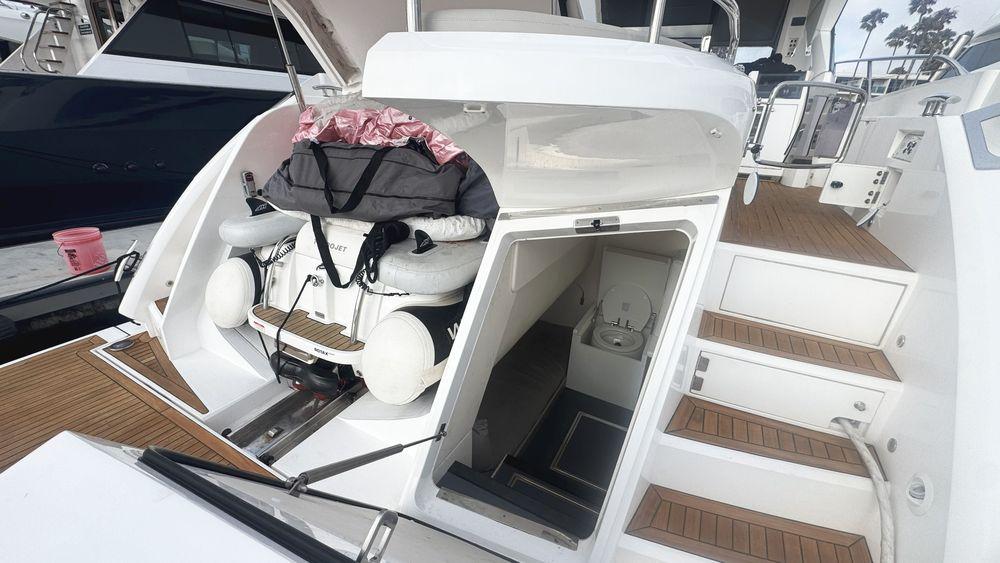 57' 2019 Sunseeker Predator 57