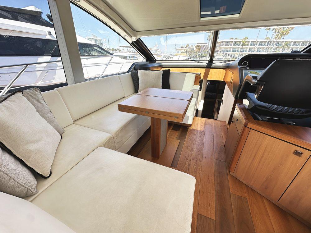 57' 2019 Sunseeker Predator 57