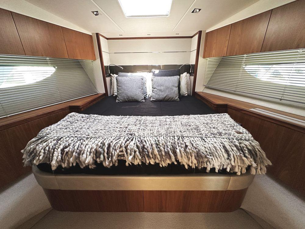 57' 2019 Sunseeker Predator 57