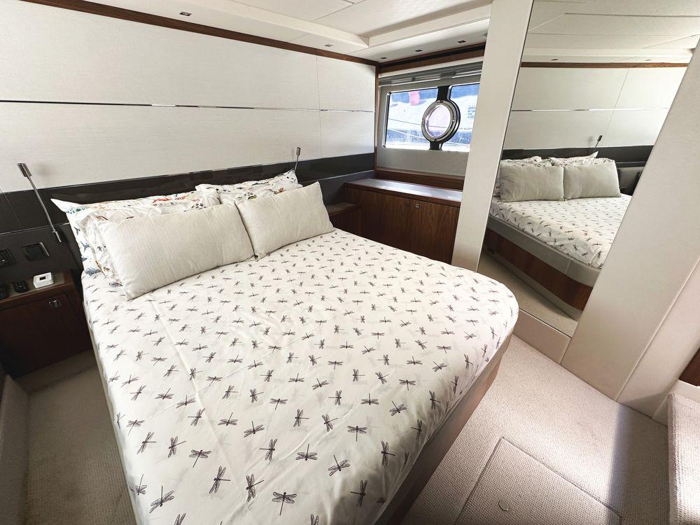 57' 2019 Sunseeker Predator 57