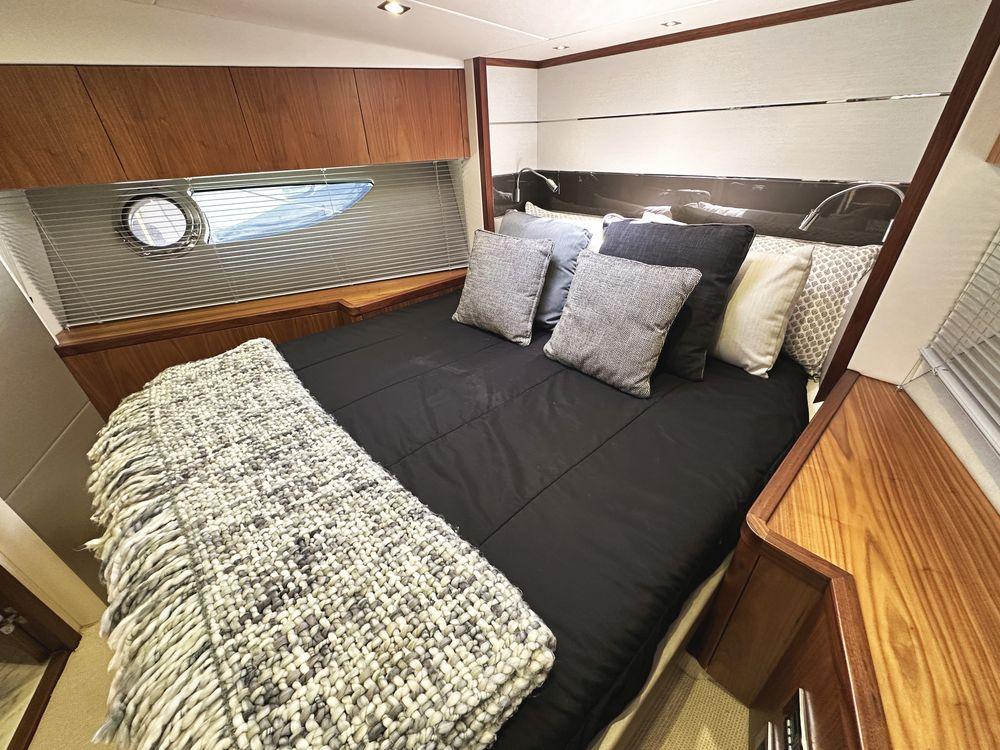 57' 2019 Sunseeker Predator 57