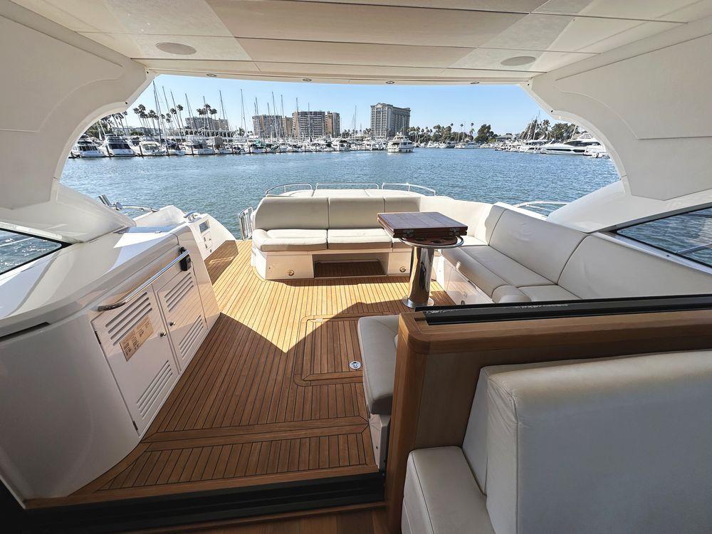 57' 2019 Sunseeker Predator 57