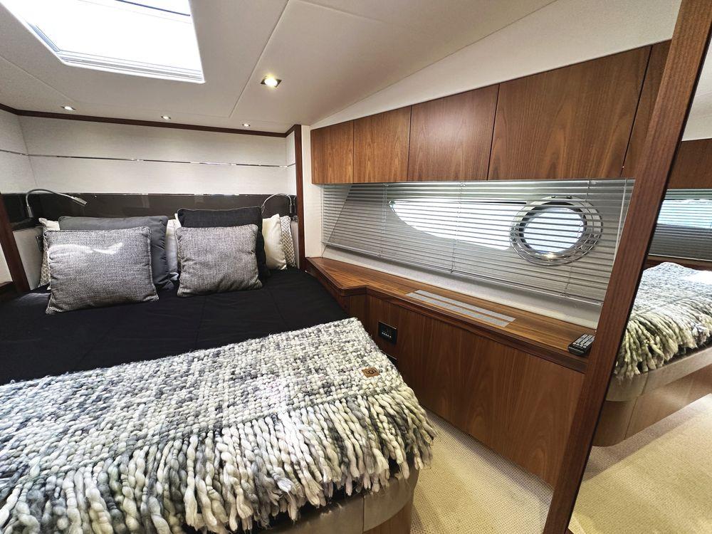 57' 2019 Sunseeker Predator 57