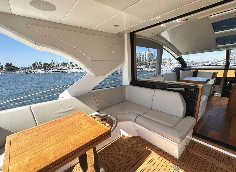 57' 2019 Sunseeker Predator 57