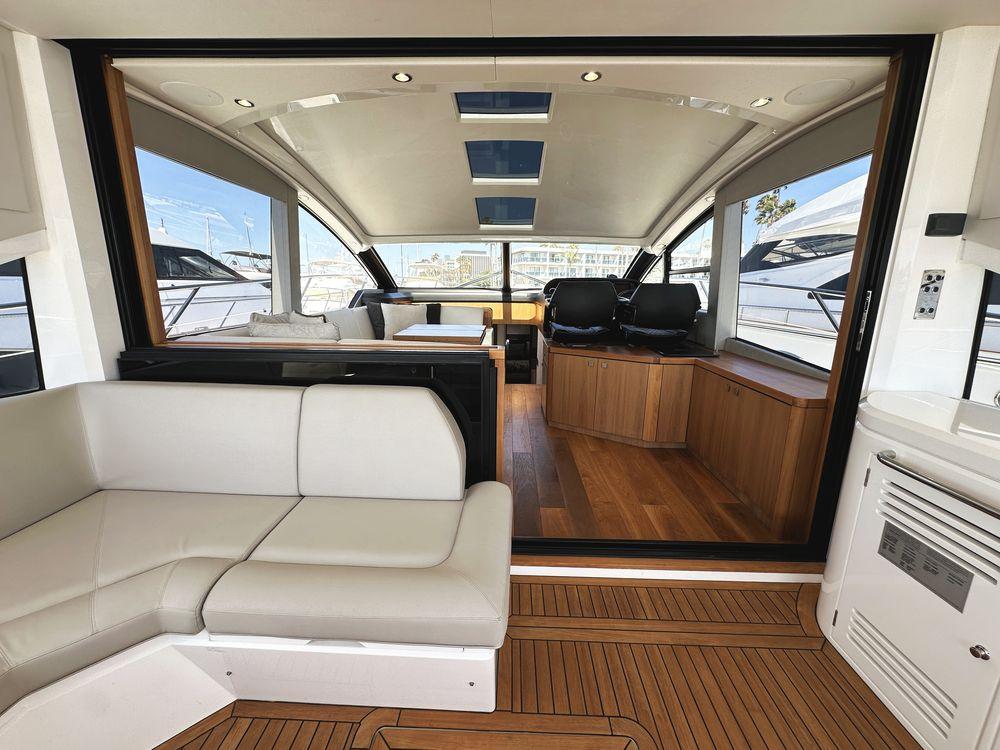 57' 2019 Sunseeker Predator 57