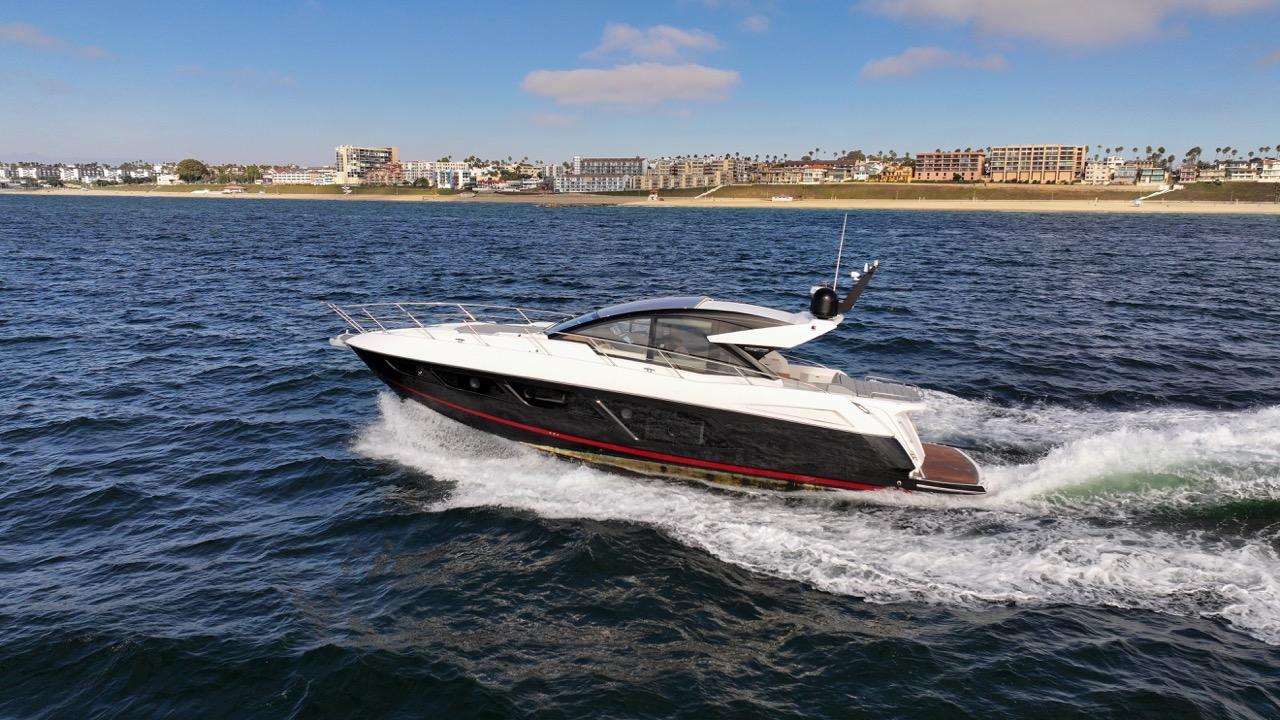 57' 2019 Sunseeker Predator 57