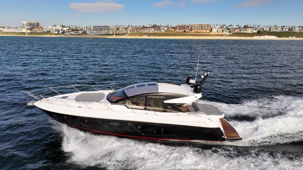 57' 2019 Sunseeker Predator 57