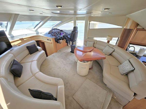 66' 2005 Sunseeker Manhattan 66