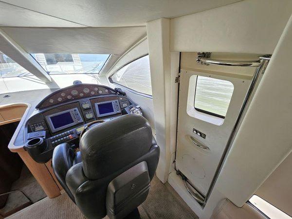 66' 2005 Sunseeker Manhattan 66