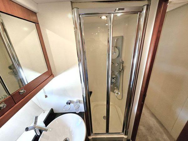 66' 2005 Sunseeker Manhattan 66
