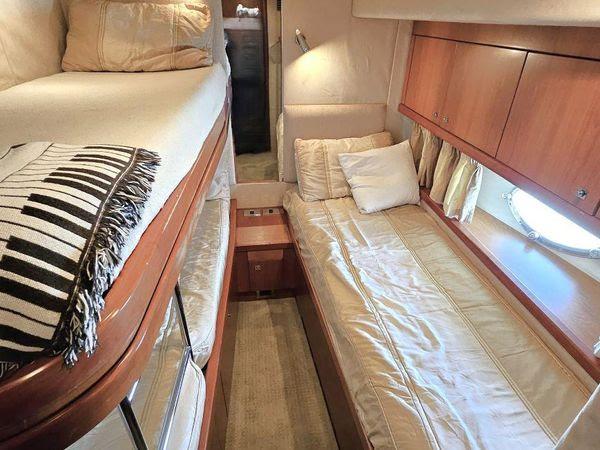 66' 2005 Sunseeker Manhattan 66