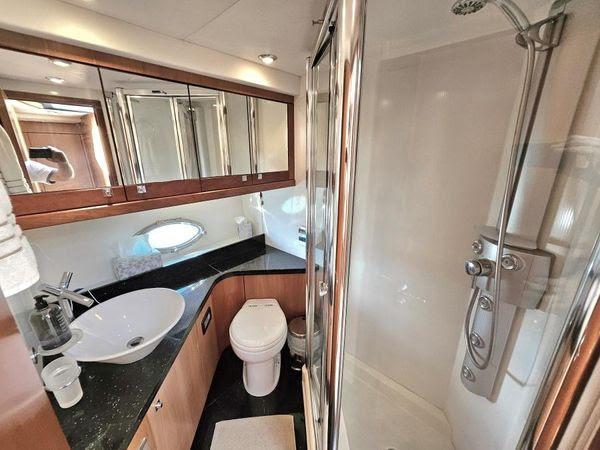 66' 2005 Sunseeker Manhattan 66