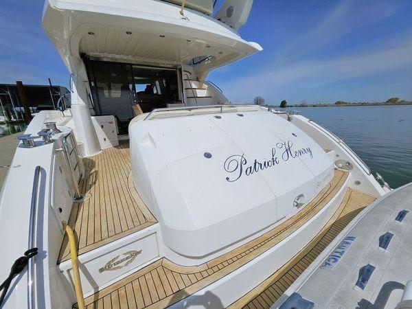 66' 2005 Sunseeker Manhattan 66
