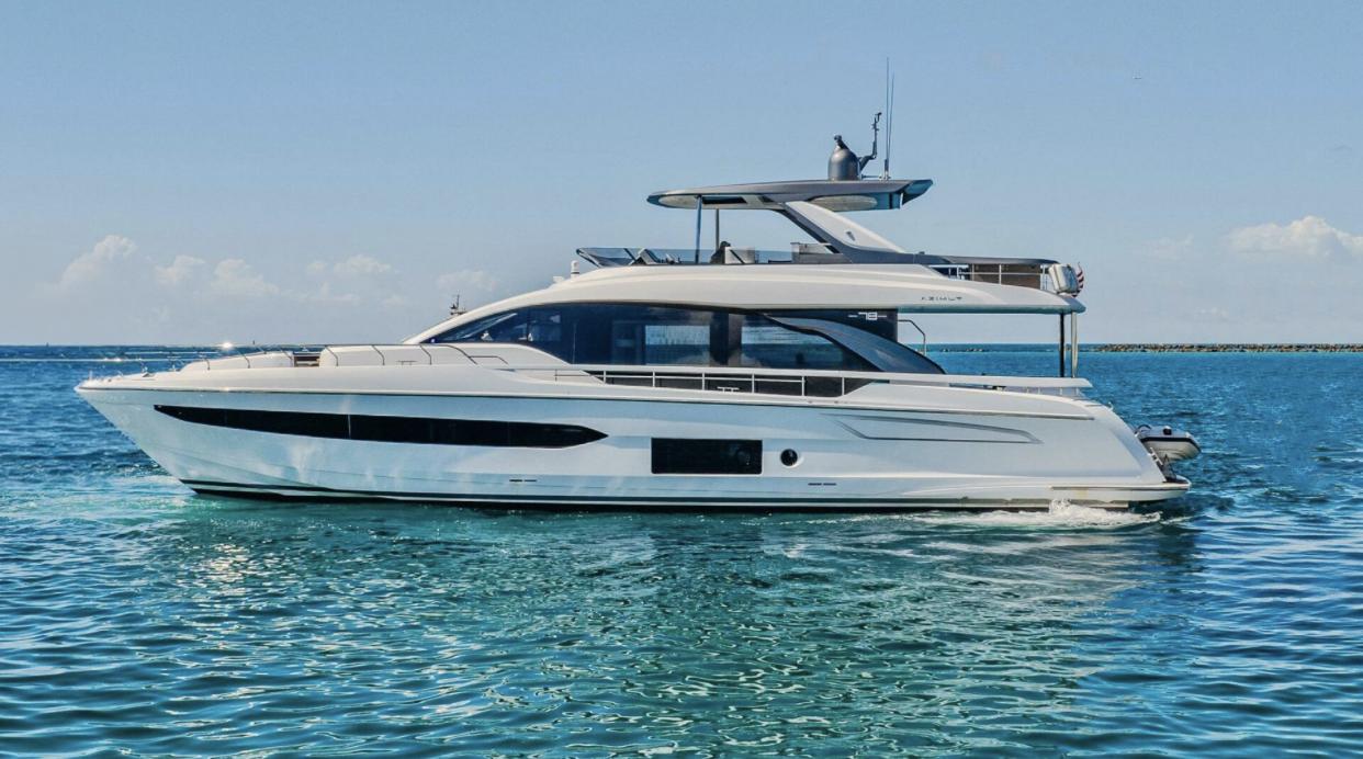 78' 2020 Azimut Fly 78