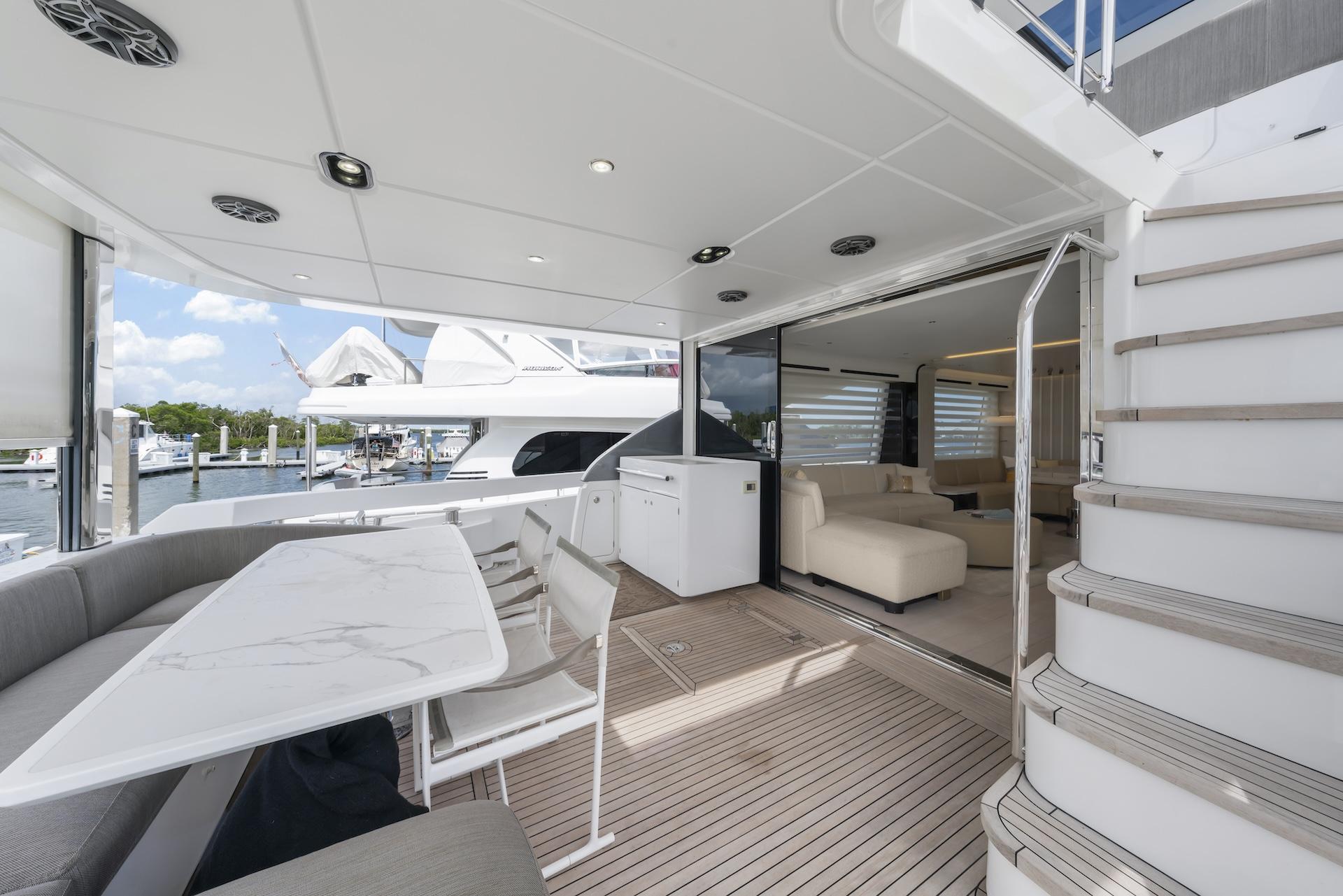78' 2020 Azimut Fly 78