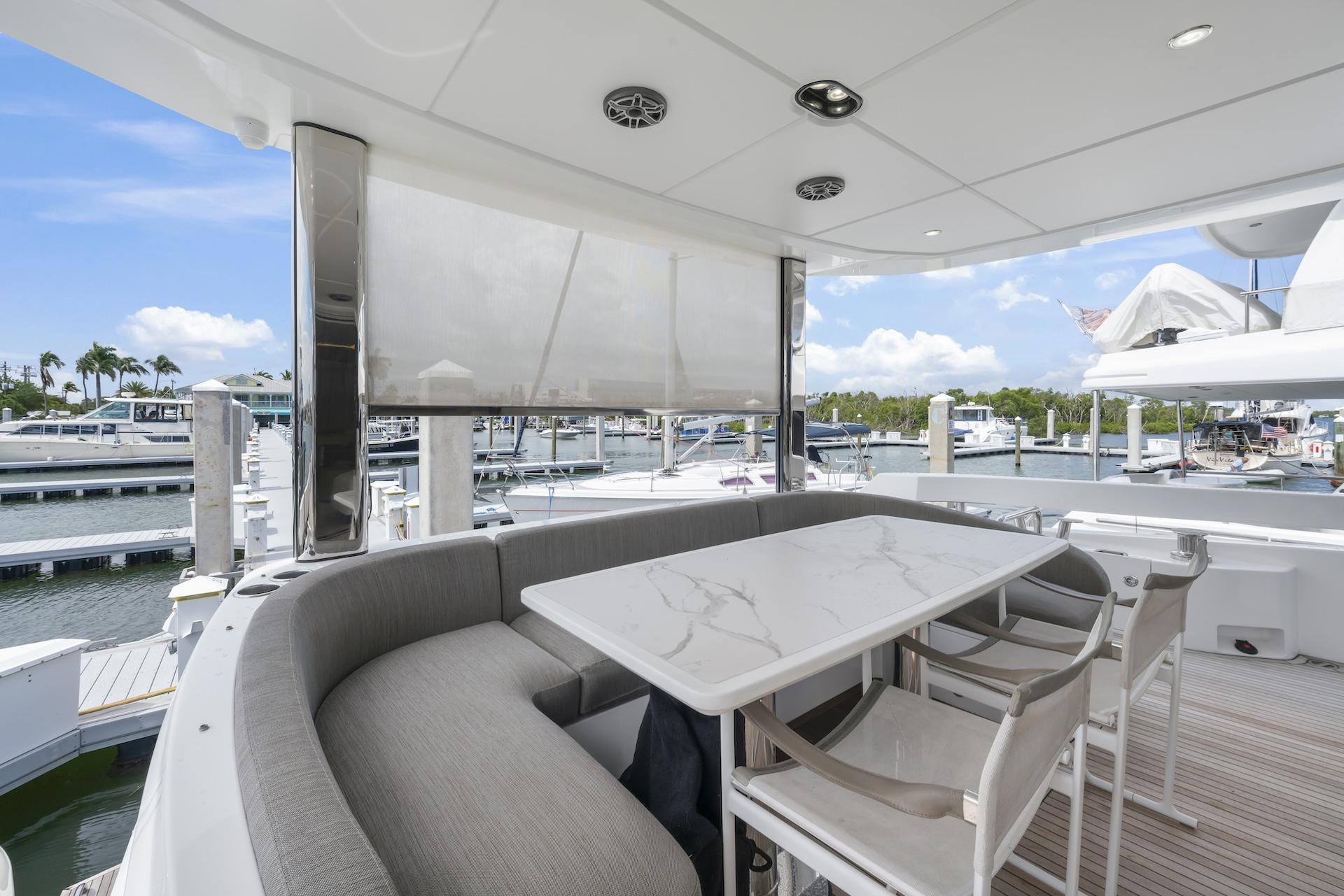 78' 2020 Azimut Fly 78