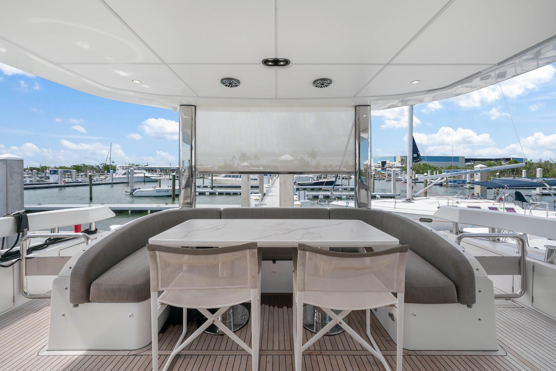 78' 2020 Azimut Fly 78