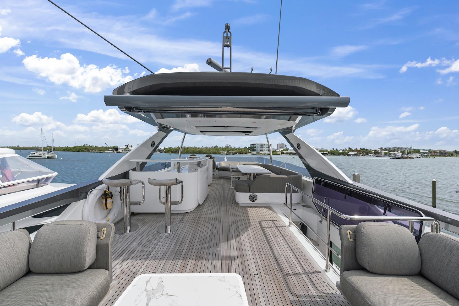 78' 2020 Azimut Fly 78