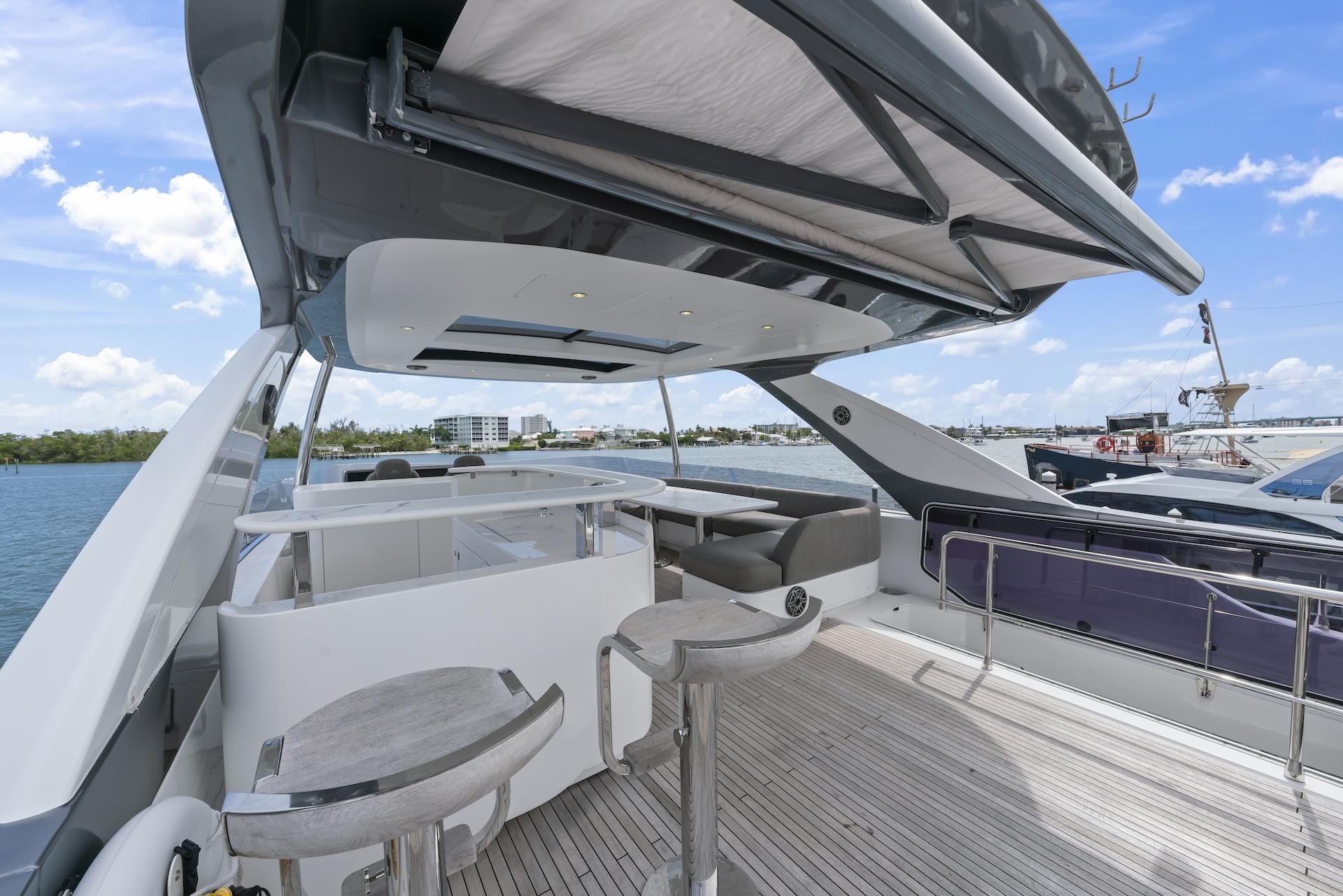 78' 2020 Azimut Fly 78