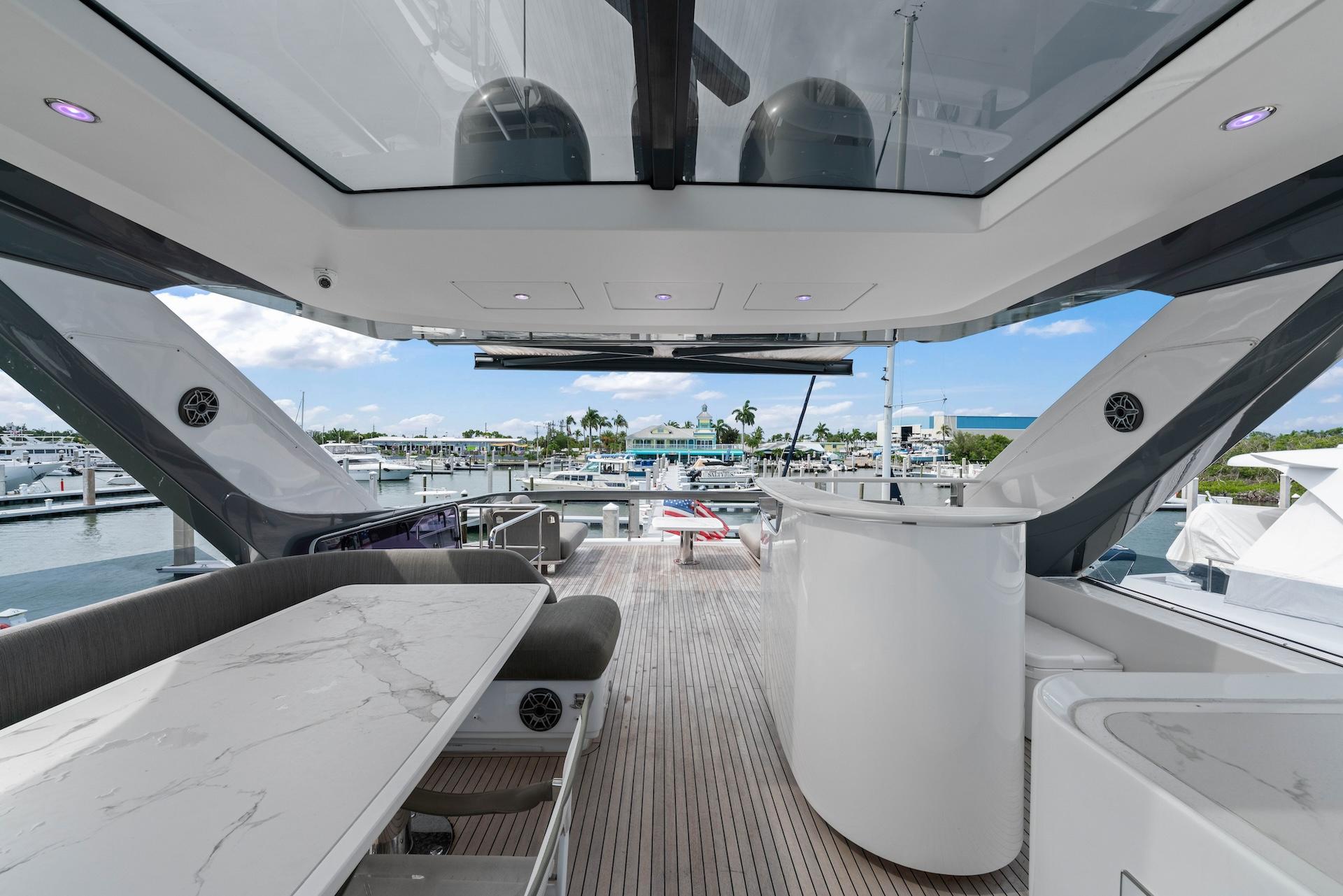 78' 2020 Azimut Fly 78