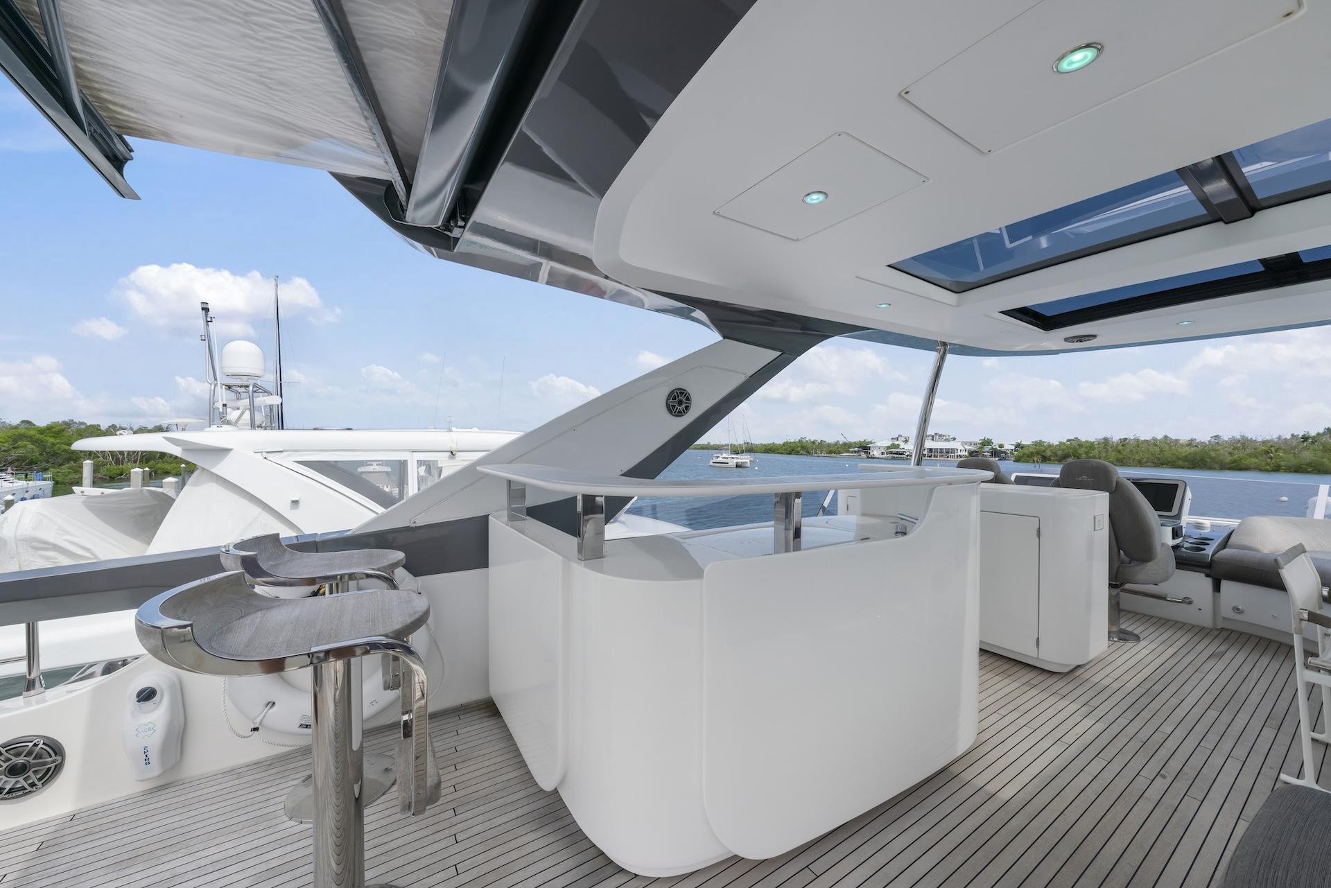 78' 2020 Azimut Fly 78
