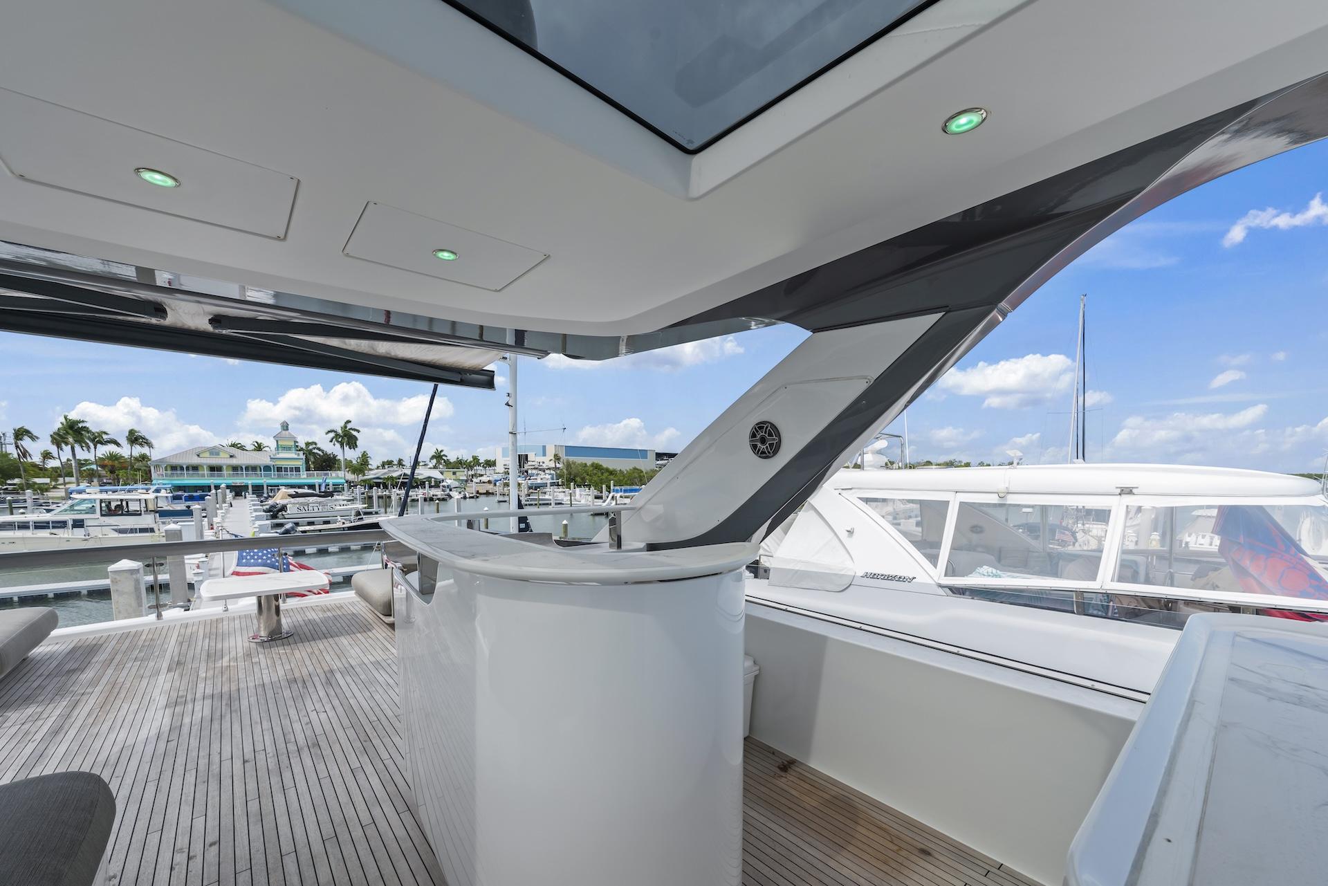 78' 2020 Azimut Fly 78