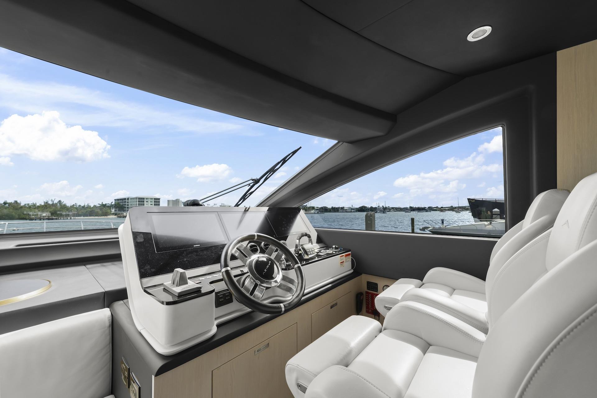 78' 2020 Azimut Fly 78